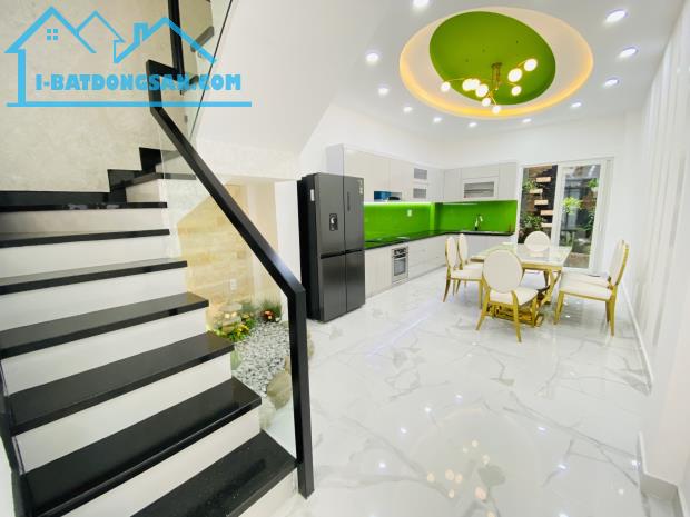 NHỈNH 7 TỶ - NHÀ 56M2 – 5 TẦNG – HẺM XE HƠI QUẬN BÌNH THẠNH - 2