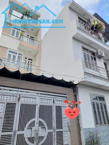 BÁN NHÀ P15 TÂN BÌNH-GẦN 100M- 5 TẦNG BỀ THẾ- 4.2X22M- Ô TÔ THÔNG- 8.X TỶ - 5