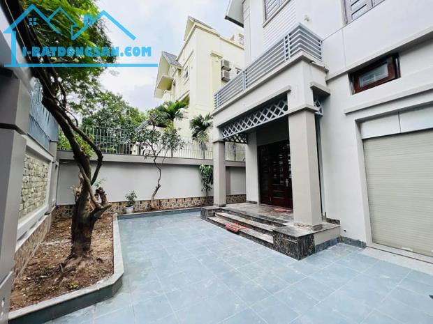 💥 Biệt thự Sân vườn Văn Quán, Hà Đông, 220m2 4T MT 10m, Chỉ 33,5 Tỷ 💥