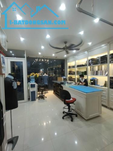⭐️ Mặt phố Hào Nam, Đống Đa, Phố Vip, Vỉa hè rộng, 144m2 MT 8m, Chỉ 52.5 Tỷ ⭐️ - 1