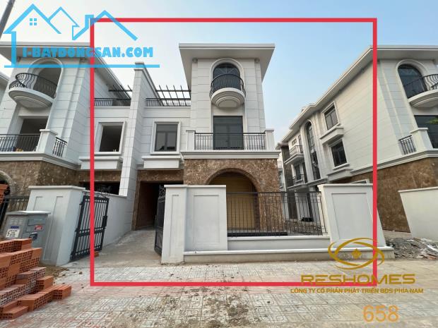 Bán căn góc Biệt thự xây thô 1 trệt 2 lầu 200m2, KDC Bửu Long 3 giá chỉ 9 tỷ