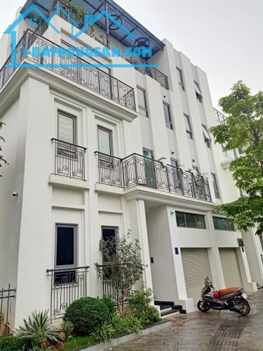 Biệt thự song lập THE MANOR CENTRAL PARK 202m 4 tầng mt10m thang máy đẳng cấp 69tỷ