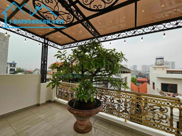 BÁN GẤP NHÀ ĐẸP 60M2 x 6T THANG MÁY FULL NỘI THẤT, PHỐ NGUYỄN SƠN - NGUYỄN VĂN CỪ.  13 TỶ - 5