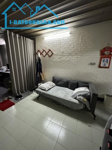 Chính Chủ Gấp Bán Nhà Mặt Tiền Đường Tô Hiến Thành, Quận 10, 76m2, 2 Tầng, Ngang 4m - 2