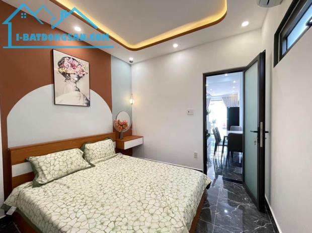 Góc 2 MT Trường Chinh phường 12 quận Tân Bình - 1