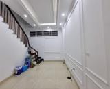 Siêu phẩm Cầu Giấy ô tô vào nhà , kinh doanh tốt , 60m2 , mặt tiền 5m giá chỉ 10,5 tỷ .