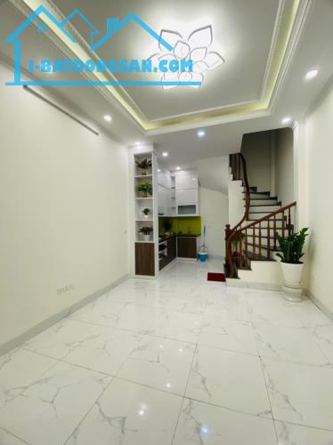 Bán nhà phố Đê La Thành Nhỏ (Xã Đàn), Đống Đa. 32 m2, nhỉnh 5 tỷ. - 1