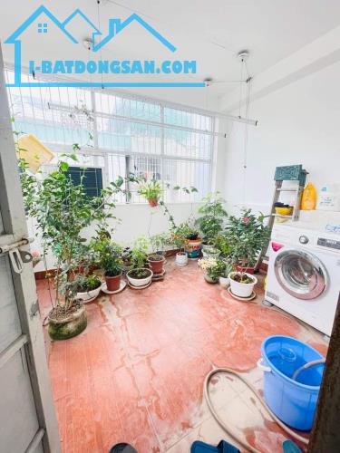 Bán Nhà Gần Tiểu Học Đức Giang, Long Biên 36m2, 5T, chỉ 6,15 tỷ ( 5 phút ra  Ngô Gia Tự) - 2