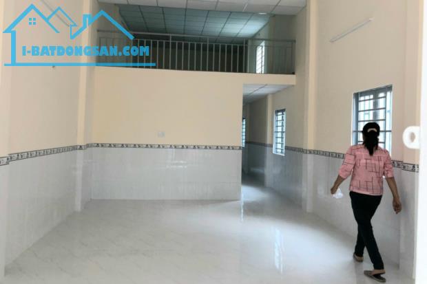 Nhà cho thuê Hương Lộ 2 NGÃ TƯ BỐN XÃ 4,5x19m giá 8tr hẻm ô tô - 2