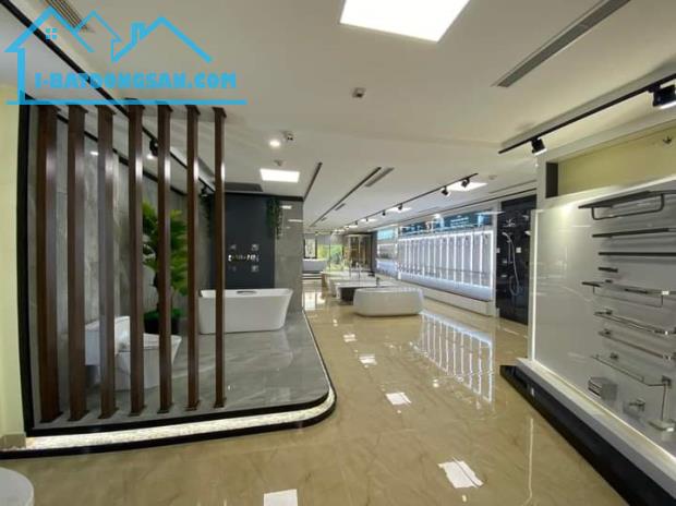 Bán nhà mặt phố Hoàng Cầu, Đống Đa, sát Quận Ủy 200m2, 6 tầng, chỉ 60 tỷ. 0971813682. - 2