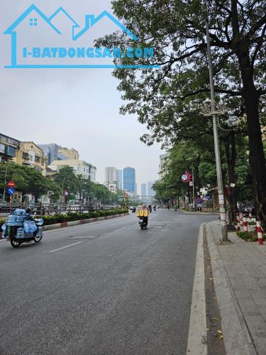 Bán Nhà Phố Đường Nguyễn Chí Thanh - Mặt tiền 9m - 223m2 - 50 tỷ