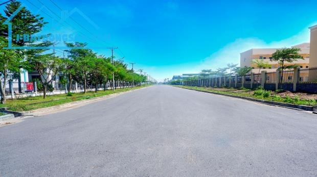 CHUYỂN NHƯỢNG QUỸ ĐẤT XÂY XƯỞNG 2.400M2 KCN XUYÊN Á, LONG AN, GIÁ TỐT - 1