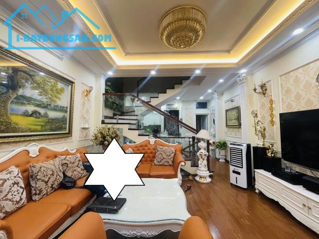 Cần bán gấp nhà phân lô VIP phố Phạm Tuấn Tài 55m2, 5T, ô tô dừng đỗ, vỉa hè kinh doanh - 4