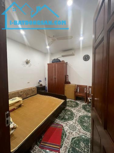 Cần bán gấp nhà phân lô VIP phố Phạm Tuấn Tài 42m2, 6T, ô tô tránh, vỉa hè kinh doanh, - 1