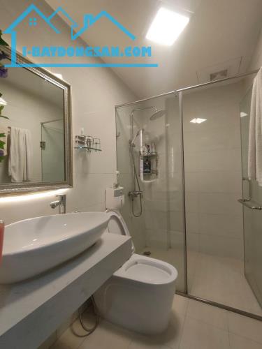 Bán nhà Nguyễn Thị 5T x 52m2 Cách 1 nhà ra phố, Nhà mới, Hiếm trong phân khúc 6,7 Tỷ