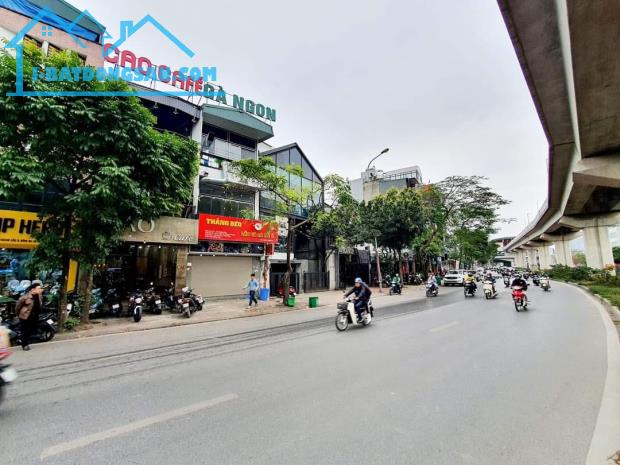 ⚜️ Bán nhà mặt phố VIP Hoàng Cầu, Đống Đa, 200m2 MT 5m, Chỉ 62 Tỷ ⚜️ - 1