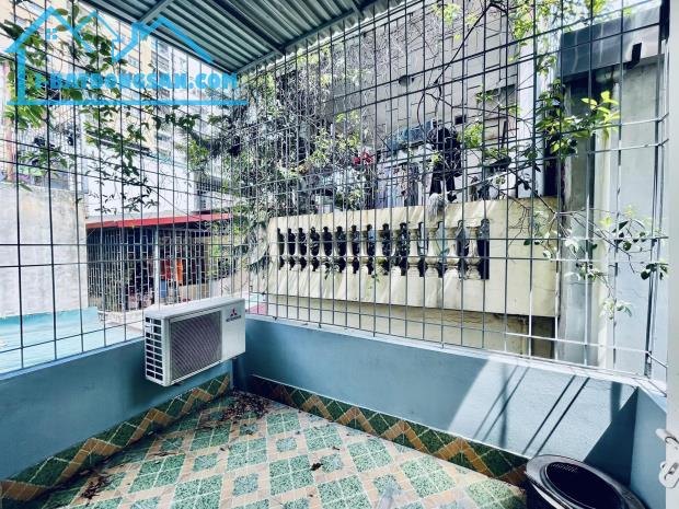 NHÀ KHU PHÂN LÔ NGỌC KHÁNH, THÔNG THOÁNG, DÂN XÂY VỊ TRÍ ĐẸP, 40M, 4 TẦNG, MT 3.5m, 9,2 Tỷ