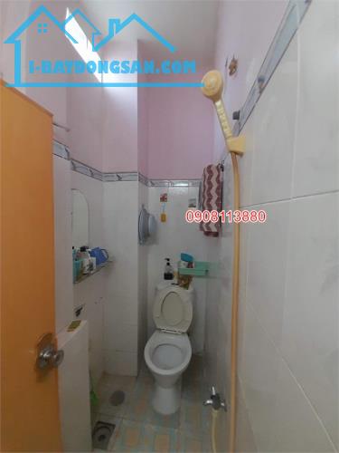 Giảm sâu 500 triệu, bán nhà Hòa Hưng, Quận 10, 42m2, sát Quận 3