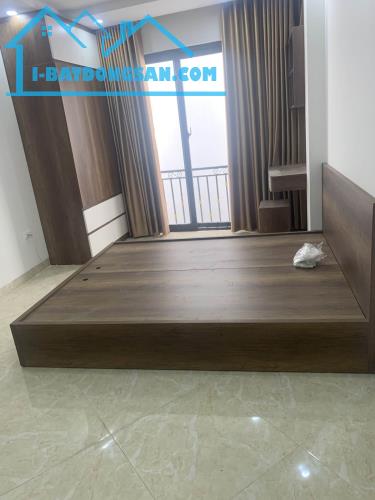 💥💥Bán nhà ⚡️Nguyễn Khánh Toàn  - phân lô – ô tô tránh – ⚡️50m2 - 5 tầng – chỉ 7,5 tỷ .