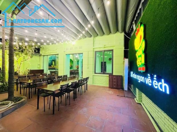 Bán nhà mặt phố Bùi Xương Trạch, 180m2, MT 8m, 3 thoáng, giá 122tr/m2 - 3