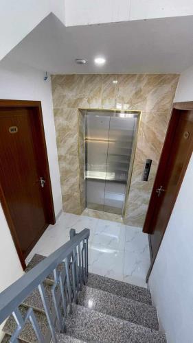 Cần bán nhà lô góc đường Nguyễn Văn Cừ 55m2 x 5 tầng nội thất hiện đại 12,7tỷ, Ô tô, Kd. - 4