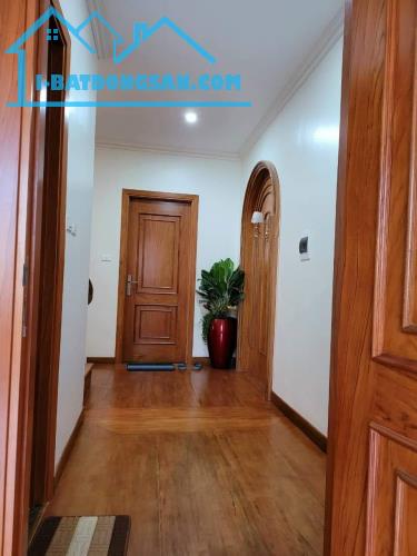 Mặt Phố Chính Văn Phú 102M mt5,3m 5tầng thang máy ở sướng KD VP đắc địa, vỉa hè rộng - 1