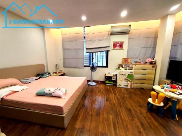 Bán nhà Mặt phố LƯƠNG YÊN, 66m2 mặt tiền 6m 5 tầng, Lô góc view CC Sun Ancora, Giá 18,2 tỷ - 3