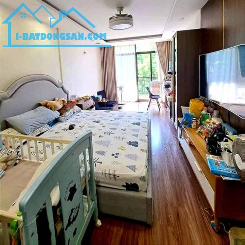 Bán nhà ngõ 8 Lý Nam Đế, 152m2 xây 4 tầng, mặt tiền 3,5m, ngõ rộng thoáng Ôtô, Giá 12,3 tỷ - 3