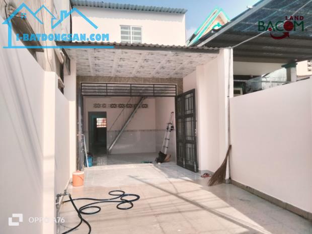 Bán nhà 100m2, SHR thổ cư có hoàn công 2tỷ, đường xe tải, cách đường B-H-Nghĩa 200m (P - 3