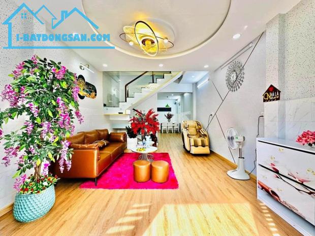 Bán gấp nhà Trần Quang Diệu. Quận 3. - 3
