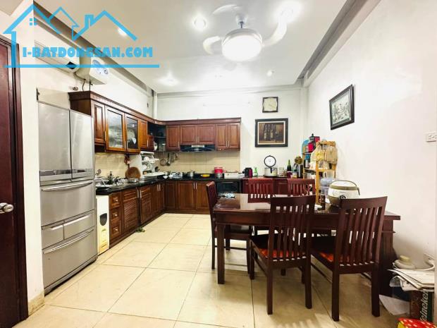 BÁN GẤP PHÂN LÔ NGÕ 18 VŨ THẠNH HÀO NAM DT56m2- MẶT TIỀN RỘNG, KINH DOANH - 2
