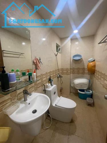 SIÊU NGON - KHU VIP THÀNH THÁI QUẬN 10 - NGANG 4.6M - 4 TẤM CHỈ 12 TỶ - 1