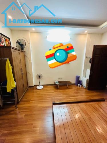 Bán nhà Nguyễn Lương Bằng Đống đa ngõ nông, thẳng, nhà sổ vuông đẹp, 40m nhỉnh 6 tỷ - 1