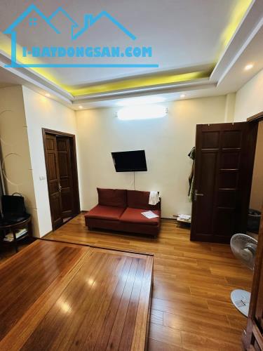 Bán nhà Nguyễn Lương Bằng Đống đa ngõ nông, thẳng, nhà sổ vuông đẹp, 40m nhỉnh 6 tỷ - 2