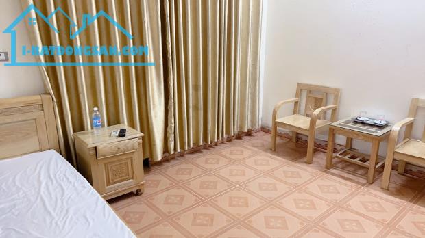 Cần bán gấp nhà phân lô phố Phạm Tuấn Tài 52m2, 6T, mt rộng, ô tô tránh dừng đỗ, vỉa hè kd - 1
