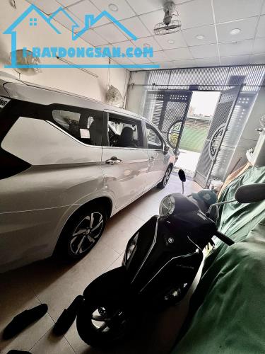 Nhà Mặt tiền thông Nguyễn Ảnh Thủ sang Phan Văn Hơn 100m2, 3 tầng giá rẻ. - 3