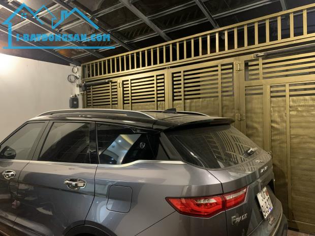 Bán gấp căm nhà Cổ Linh khu đối diện Aeon Mall Long Biên 120m 4 tầng, đường ô tô tránh - 1