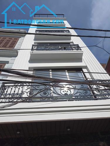 CẦN BÁN NHÀ DÒNG TIỀN NGỌC LÂM 40 TRIỆU 1 THÁNG VỪA Ở VỪA CHO THUÊ GIÁ HƠN 11TỶ. Ô TÔ, KD. - 4