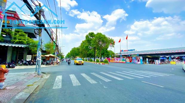 Mặt tiền khu Bình Phú Q6 ngay Metro 124m2 5 tầng ngang 5.2m SHR vuông, chỉ 16.5 tỷ TL - 5