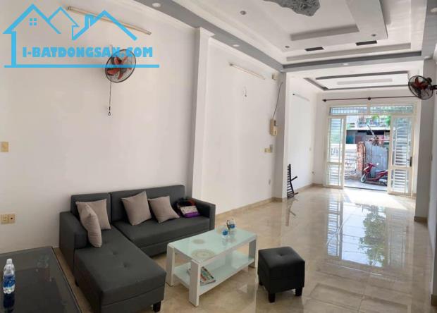 Giảm sâu 900 triệu, bán nhanh nhà Lê Quang Định, 65m2, 3 tầng, có sân trồng rau sạch - 2