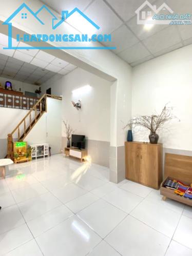 💥Nhà Lửng Đúc, Lô Góc kiệt 3m, gần Tiểu học Huỳnh Ngọc Huệ, DT 75m2, Chỉ 2 tỷx