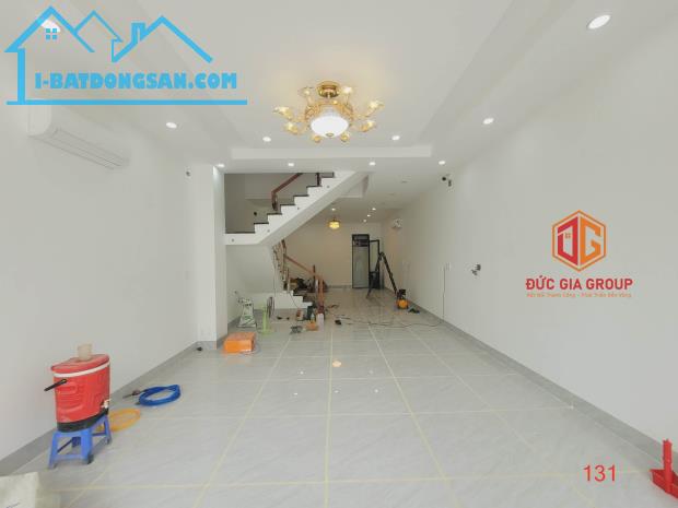 Bán nhà mới đẹp 1 trệt 2 lầu khu dân cư Phúc Hiếu, phường Hiệp Hòa. 5x18=90m2 giá 8 tỷ - 3