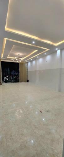 Bán nhà 3 tầng đường 10,5m Hà Huy Tập. Đối diện 2 Trường Học. Vị trí Kinh doanh siêu tốt.