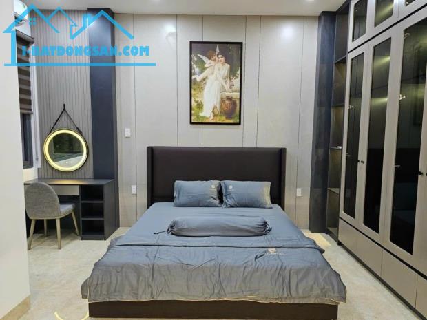 Bán nhà 3 tầng đường 10,5m Hà Huy Tập. Đối diện 2 Trường Học. Vị trí Kinh doanh siêu tốt. - 2