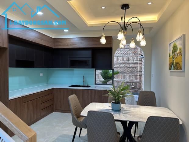 Nhà đẹp mới 5tầng 4x18m, Vip ôtô đậu nhà-Gần mt Lê Văn Quới-Bình tân - 1