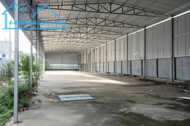 Cho thuê xưởng mt QL 1A, 6000m2, an Phú đông, quận 12, hcm