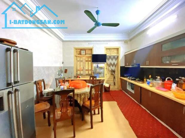 CỰC ĐẸP Trung tâm Cầu Giấy ô tô đỗ cửa. Nhỉnh 9 tỷ. - 3