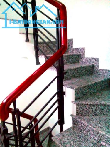 GẤN BÁN NHÀ MẶT TIỀN PHƯỜNG TÂN ĐỊNH QUẬN 1 - 4TẦNG 3PN 31M2 - CHỈ 11,5 TỶ TL. - 5