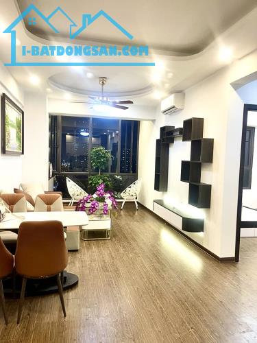 Bán căn hộ A2 Đền Lừ view KĐT Louis City Hoàng Mai. DT 68m2 2pn 2wc - 3