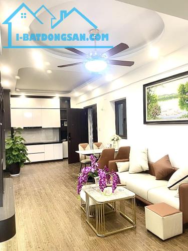 Bán căn hộ A2 Đền Lừ view KĐT Louis City Hoàng Mai. DT 68m2 2pn 2wc